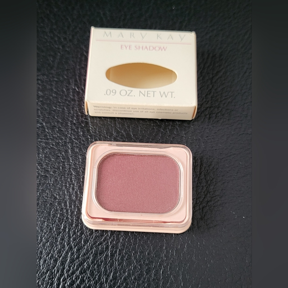 NIB Vintage Mary Kay Eye Shadow Color: Shimmering Rust 0038  Wet or Dry .09 oz
